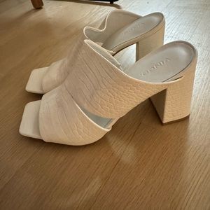 New Vince sandal